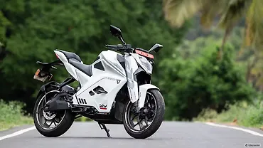 अल्ट्रावायलेट F77 मॉक 2 की क़ीमतें बढ़ीं!