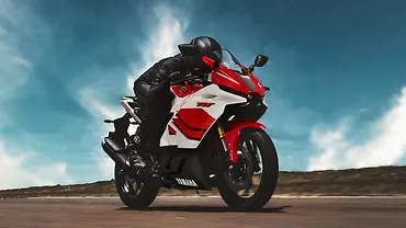 Yamaha R15 and R3 70th Anniversary Edition Launched Overseas