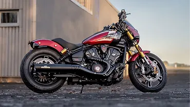 Indian Motorcycle Collaborates with Dr. Jekill & Mr. Hyde for Exhausts