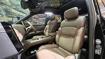 MG Hector Hawk Front Row Seats