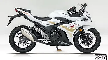 2025 Kawasaki Ninja ZX-4R Available With Rs. 40,000 Discount