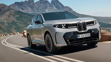 BMW New X5 Right Front Three Quarter
