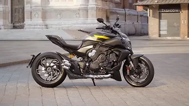 Ducati Diavel V4 Black Roadster launched at Rs. 29.98 lakh Ducati Diavel V4 Black Roadster launched at Rs. 29.98 lakh