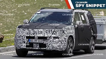 2028 Hyundai Santa Fe Facelift spotted testing with Major Design changes 2028 Hyundai Santa Fe Facelift spotted testing with Major Design changes