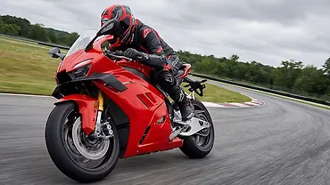 2016 Kawasaki ZX-10R launched in India at Rs 16.4 lakh - BikeWale