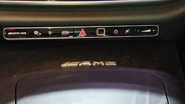 मर्सिडीज़ बेंज़ AMG E53 PHEV डैशबोर्ड स्विच