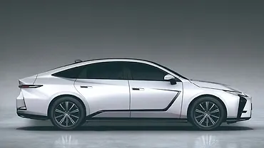 Lexus ES 350h Right Side View Lexus ES 350h Right Side View