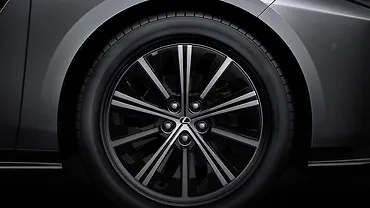 Lexus ES 350h Wheel Lexus ES 350h Wheel