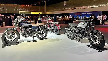 2026 होंडा CB350 रेंज़ को मिला नया लुक!