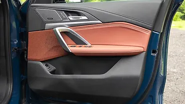 BMW X1 LWB Front Right Door Pad BMW X1 LWB Front Right Door Pad
