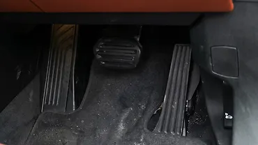 BMW X1 LWB Pedals/Foot Controls BMW X1 LWB Pedals/Foot Controls