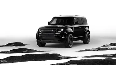 Rugged Luxury Goes Dark: The Defender OCTA Black Rugged Luxury Goes Dark: The Defender OCTA Black