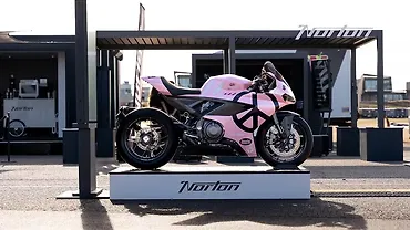 Norton Manx R transformed into a one-off special edition 