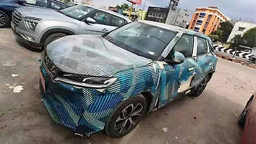 BYD Atto 2 Left Front Three Quarter