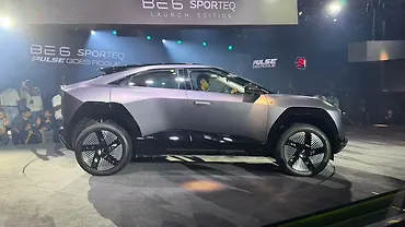 Mahindra BE 6 Sporteq Right Side View Mahindra BE 6 Sporteq Right Side View