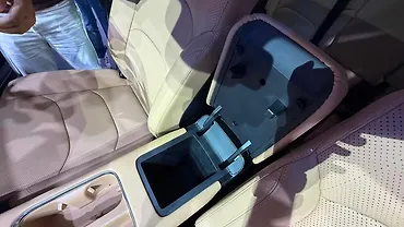 MG Hector Tomahawk EV Center Console/Centre Console Storage