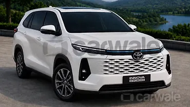 Toyota Innova Hycross Facelift Right Front Three Quarter Toyota Innova Hycross Facelift Right Front Three Quarter
