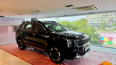 Kia Sorento Arrives At Local Dealerships