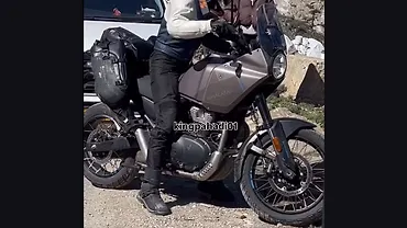 Royal Enfield Himalayan 750 Spotted Testing Again without Camouflage 