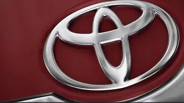 Toyota Glanza Facelift Teased, Front Design Revealed