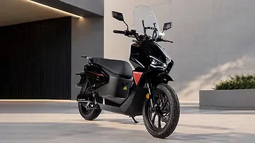 VLF Strada electric scooter launched at Rs. 1.20 Lakh 