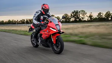 BMW F 450 RR Sportsbike Unveiled Globally BMW F 450 RR Sportsbike Unveiled Globally