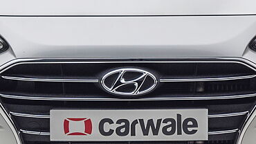 Hyundai Xcent Front Logo