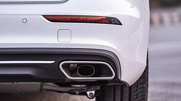 Volvo S60 Exhaust Pipes