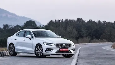 Volvo S60 Right Front Three Quarter