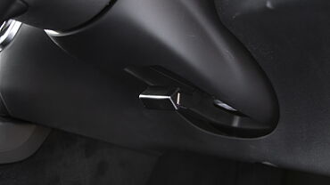 Volvo S60 Steering Adjustment Lever/Controller