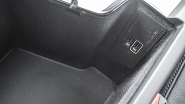 Volvo S60 USB Port/AUX/Power Socket/Wireless Charging