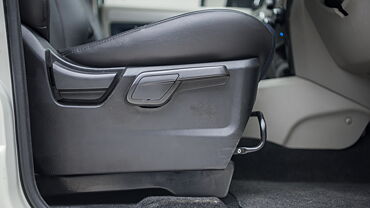 Mahindra Scorpio 2021 Seat Adjustment Manual for Driver