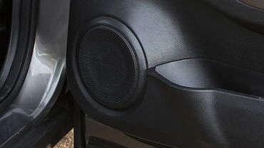Nissan Kicks Rear Speakers