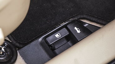 Toyota Yaris Boot Release Lever/Fuel Lid Release Lever