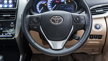 Toyota Yaris Horn Boss