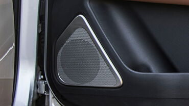 Mahindra Alturas G4 Front Speakers