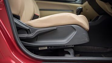 Discontinued Honda Amaze 2018 Seat Adjustment Manual for Driver