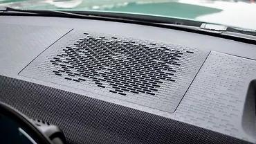 मिनी कंट्रीमैन सेंट्रल डैशबोर्ड - टॉप स्टोरेज/स्पीकर