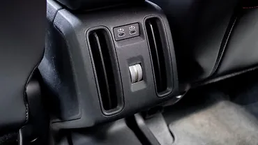 मिनी कंट्रीमैन पीछे की रो के लिए एसी कंट्रोल्स