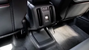 मिनी कंट्रीमैन रियर रो एयर वेंट