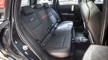 मिनी कंट्रीमैन पीछे की सीटें