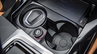 BMW X4 [2019-2022] Cup Holders