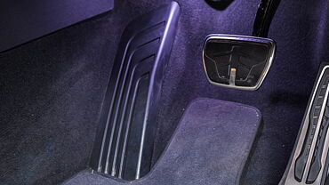 BMW X4 [2019-2022] Dead Pedal