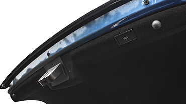 Discontinued Skoda Superb 2020 Electric Boot Lid Release