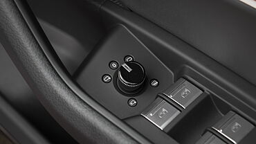 Audi e-tron Outer Rear View Mirror ORVM Controls