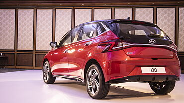 Hyundai i20 [2020-2023] Left Rear Three Quarter