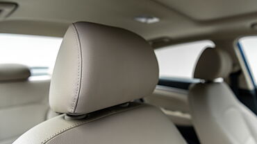 Hyundai Elantra Front Seat Headrest