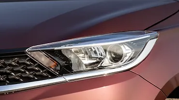 Tigor Right Rear Three Quarter Image, Tigor Photos in India - CarWale