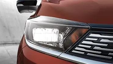Tata Tigor Headlight