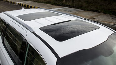 किआ कार्निवल [2020-2023] कार की छत